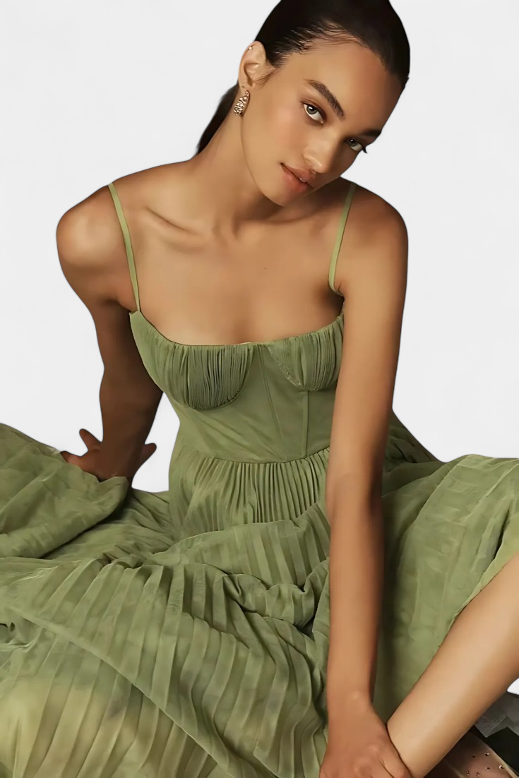 Ottilie – Plissiertes Chiffonkleid mit Corsage