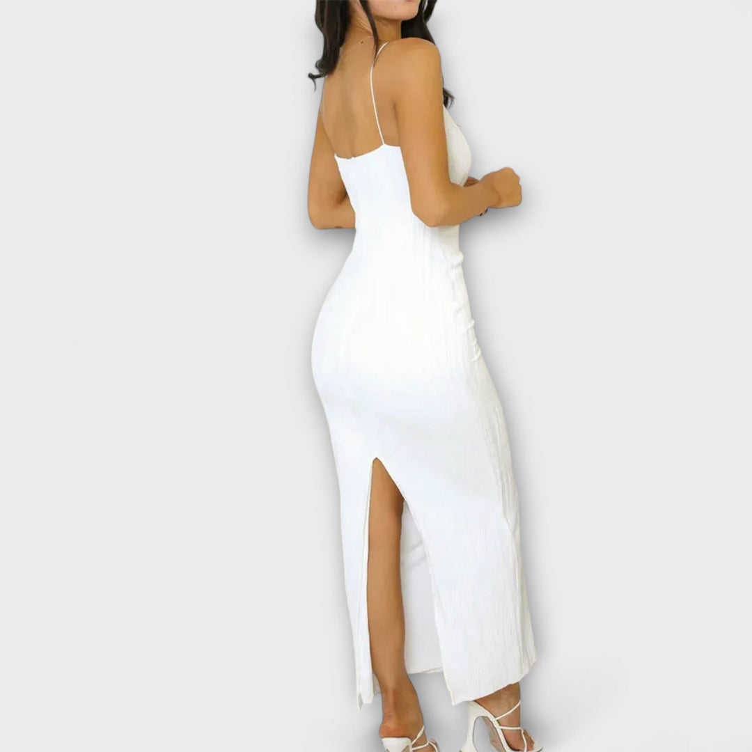 Schickes ärmelloses gerafftes langes Kleid