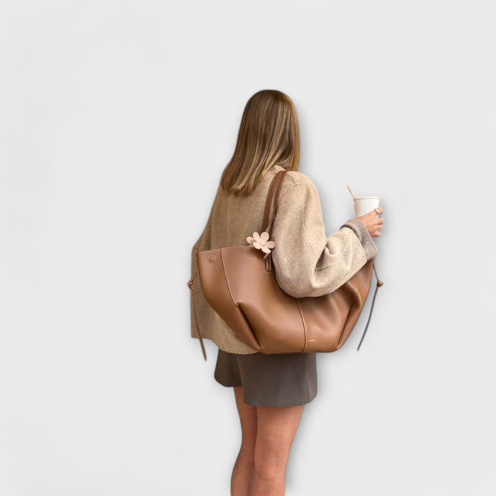 Brava – Vintage Tote Bag