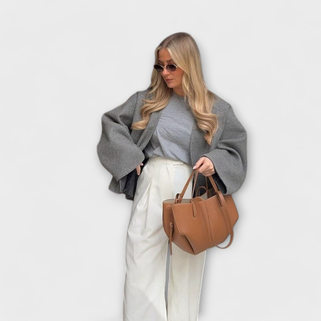 Brava – Vintage Tote Bag