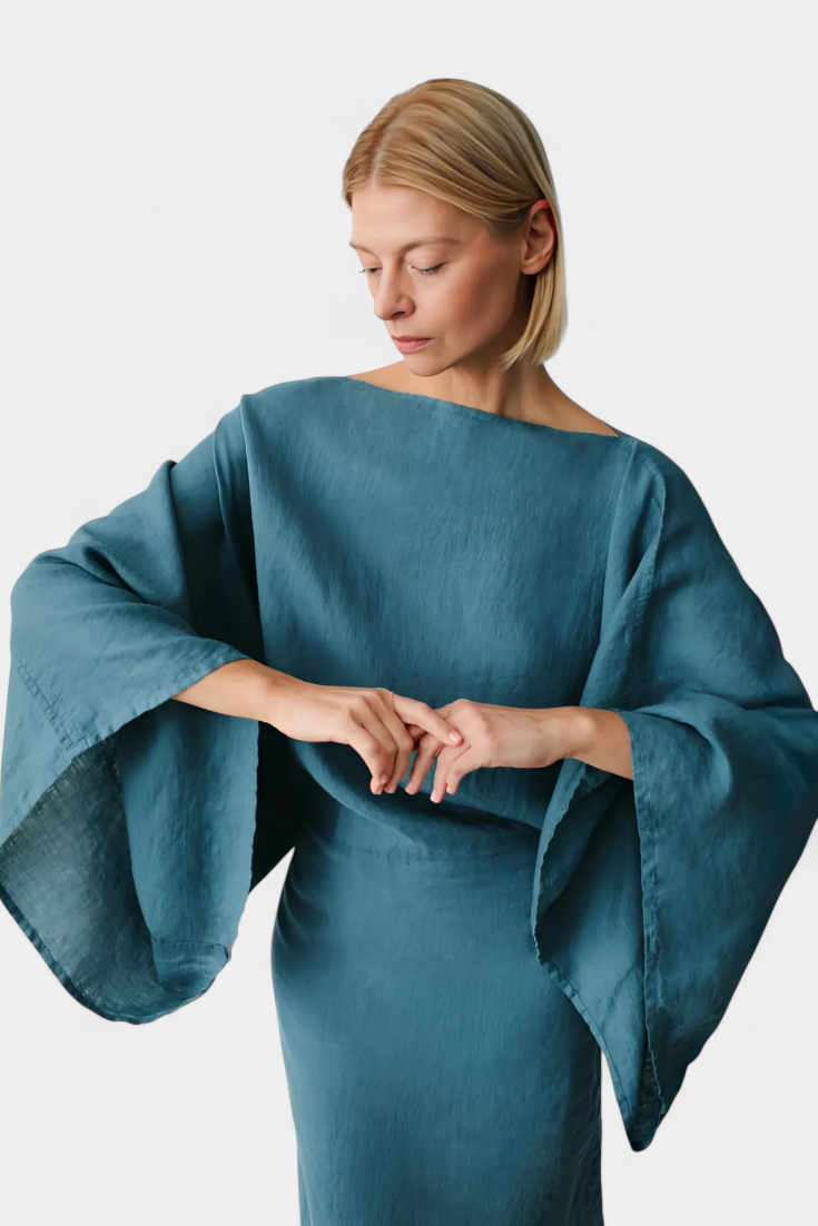 Kamilia – Leinenkleid mit Kimono-Silhouette